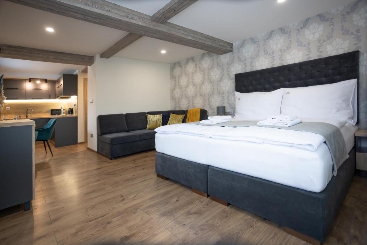 Hotel Demanova Apartments - Dependance Liptovský Mikuláš Εξωτερικό φωτογραφία