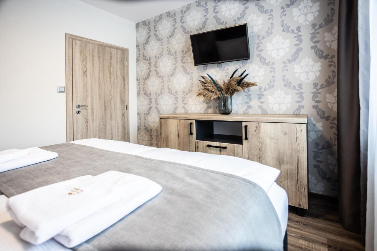 Hotel Demanova Apartments - Dependance Liptovský Mikuláš Εξωτερικό φωτογραφία
