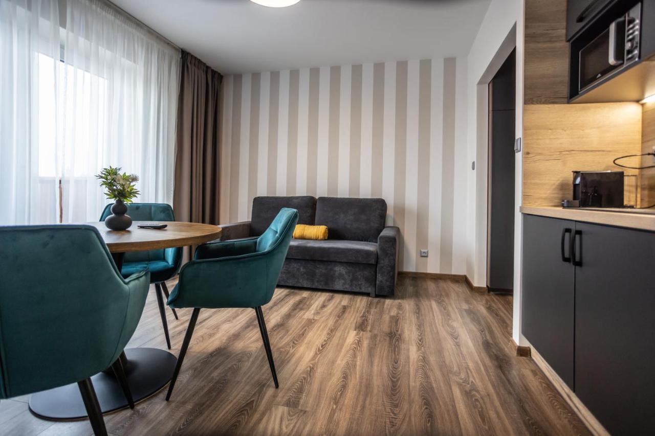 Hotel Demanova Apartments - Dependance Liptovský Mikuláš Εξωτερικό φωτογραφία