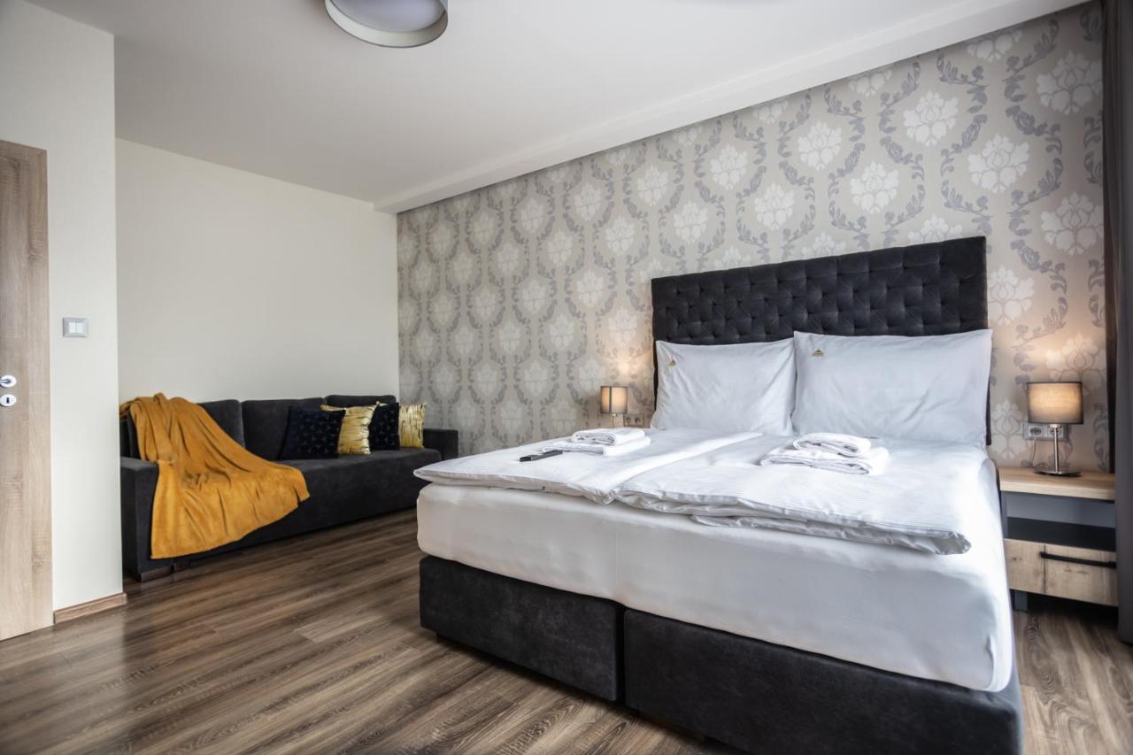 Hotel Demanova Apartments - Dependance Liptovský Mikuláš Εξωτερικό φωτογραφία